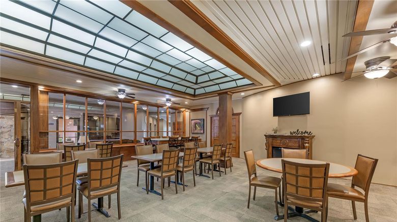 <b>Best Western Wooster Hotel Restaurant</b>. Images powered by <a href="https://iceportal.shijigroup.com/" title="IcePortal" target="_blank">IcePortal</a>.