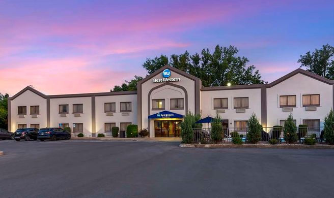 Best Western Port Clinton Exterior