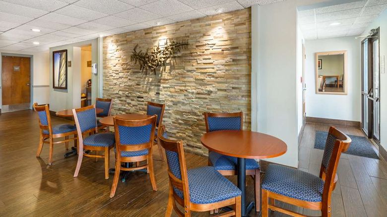 <b>Best Western Port Clinton Restaurant</b>. Images powered by <a href="https://iceportal.shijigroup.com/" title="IcePortal" target="_blank">IcePortal</a>.