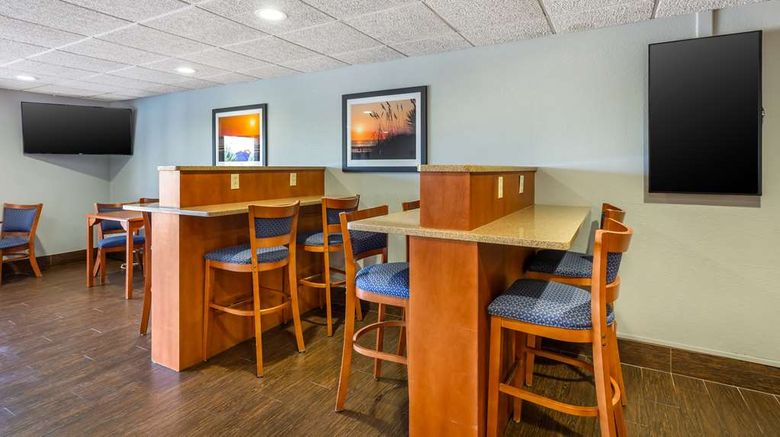 <b>Best Western Port Clinton Restaurant</b>. Images powered by <a href="https://iceportal.shijigroup.com/" title="IcePortal" target="_blank">IcePortal</a>.