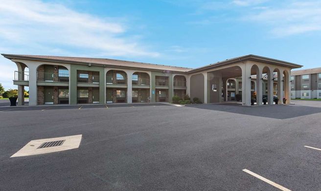 Best Western Executive Inn Exterior