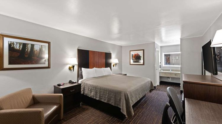 Best Western Executive Inn Room