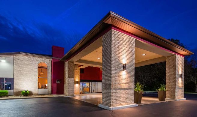 Best Western Plus North Canton Inn & Ste Exterior