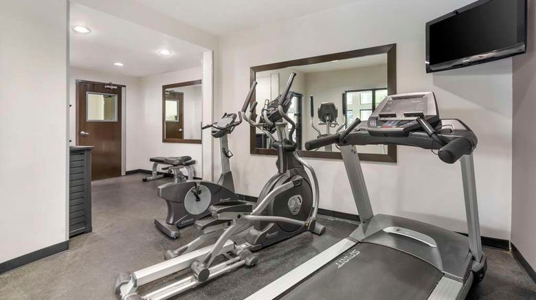 <b>Best Western Suites Health</b>. Images powered by <a href="https://iceportal.shijigroup.com/" title="IcePortal" target="_blank">IcePortal</a>.
