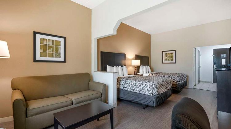 Best Western Suites Room