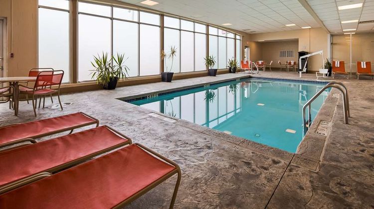 Best Western Airport Inn & Suites Pool