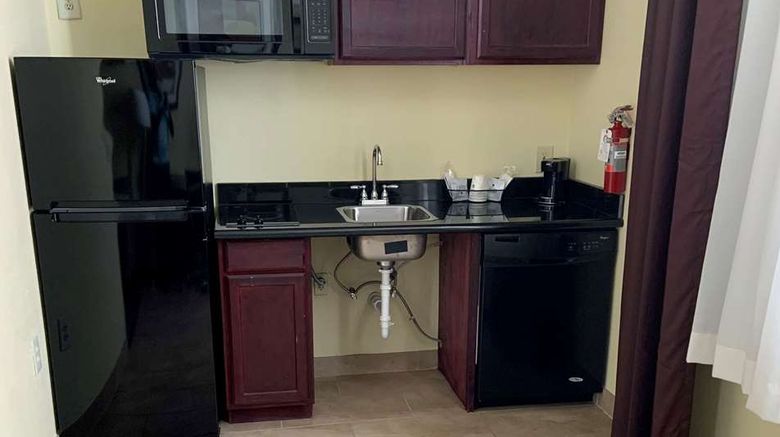 <b>Best Western Airport Inn & Suites Other</b>. Images powered by <a href="https://iceportal.shijigroup.com/" title="IcePortal" target="_blank">IcePortal</a>.