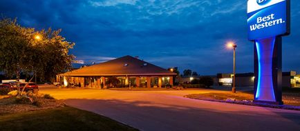 Best Western Norwalk Exterior
