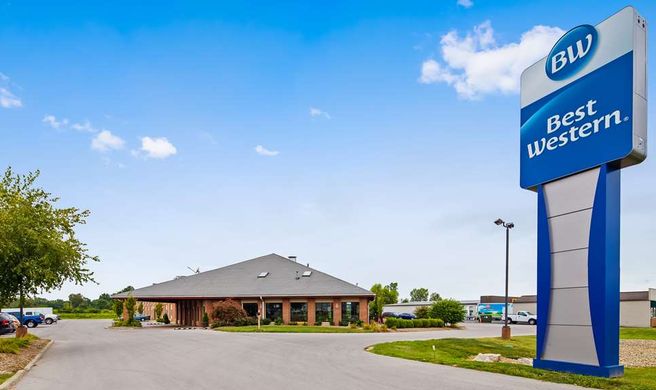 Best Western Norwalk Exterior