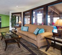 Best Western Norwalk Lobby