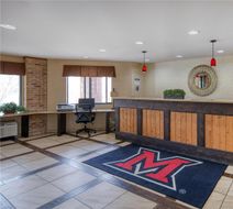 Best Western Sycamore Inn Lobby