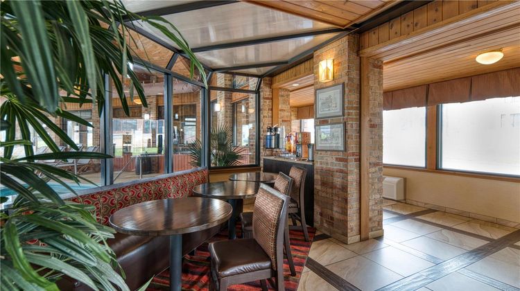 Best Western Sycamore Inn Lobby