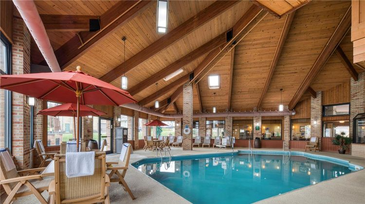 Best Western Sycamore Inn Pool