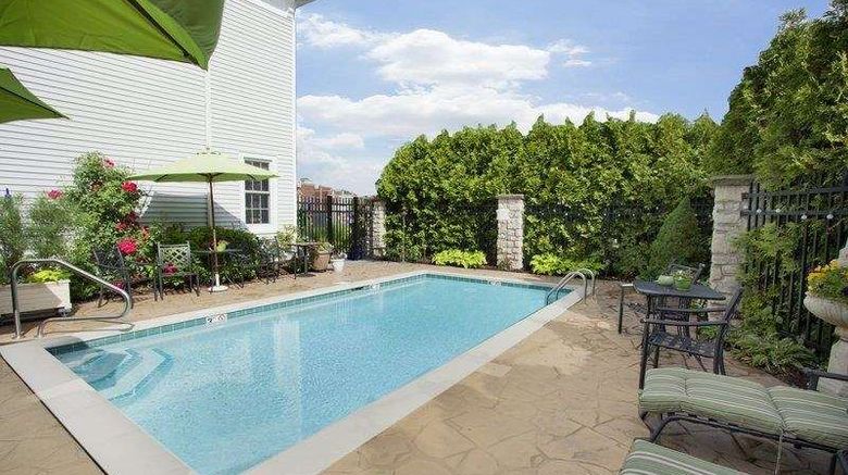 <b>Best Western Plus Lawnfield Inn & Suites Pool</b>. Images powered by <a href="https://iceportal.shijigroup.com/" title="IcePortal" target="_blank">IcePortal</a>.