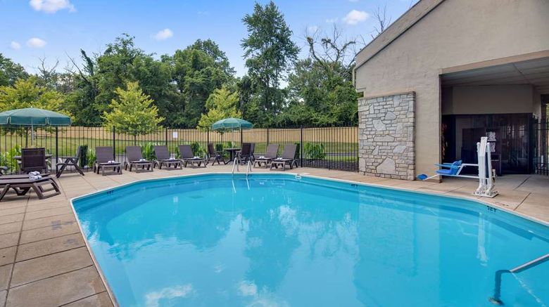 <b>Best Western Clermont Pool</b>. Images powered by <a href="https://iceportal.shijigroup.com/" title="IcePortal" target="_blank">IcePortal</a>.