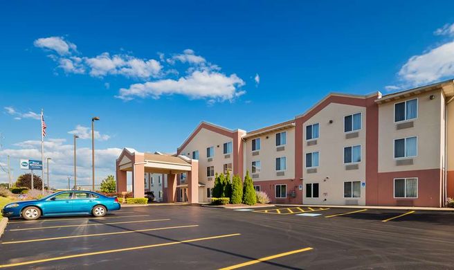 Best Western Penn-Ohio Inn & Suites Exterior
