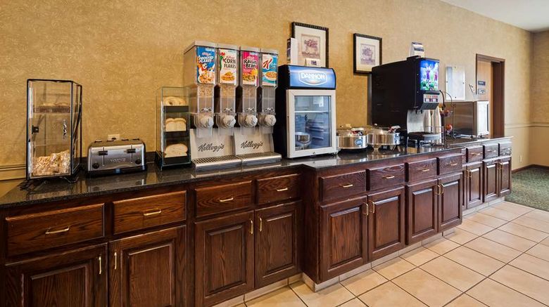 <b>Best Western Penn-Ohio Inn & Suites Restaurant</b>. Images powered by <a href="https://iceportal.shijigroup.com/" title="IcePortal" target="_blank">IcePortal</a>.