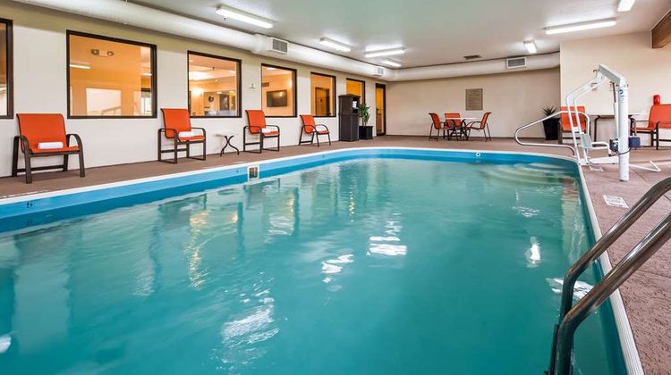 Best Western B. R. Guest Pool
