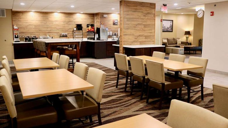 <b>Best Western Fostoria Inn & Suites Restaurant</b>. Images powered by <a href="https://iceportal.shijigroup.com/" title="IcePortal" target="_blank">IcePortal</a>.