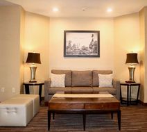 Best Western Fostoria Inn & Suites Lobby