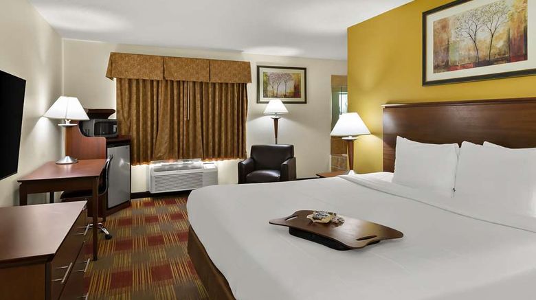 <b>Best Western Lakewood Inn Suite</b>. Images powered by <a href="https://iceportal.shijigroup.com/" title="IcePortal" target="_blank">IcePortal</a>.