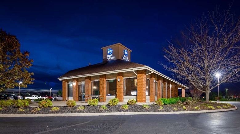 <b>Best Western Plus Canal Winchester Inn Exterior</b>. Images powered by <a href="https://iceportal.shijigroup.com/" title="IcePortal" target="_blank">IcePortal</a>.
