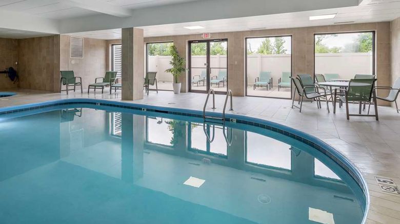 <b>Best Western Mason Inn Pool</b>. Images powered by <a href="https://iceportal.shijigroup.com/" title="IcePortal" target="_blank">IcePortal</a>.