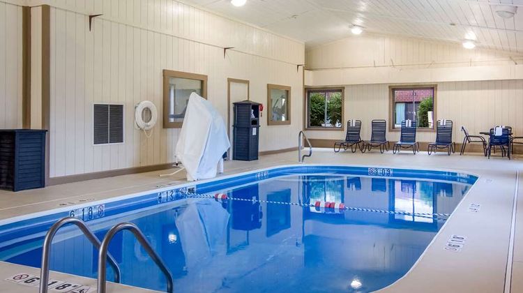 Best Western Dutch Valley Inn Pool