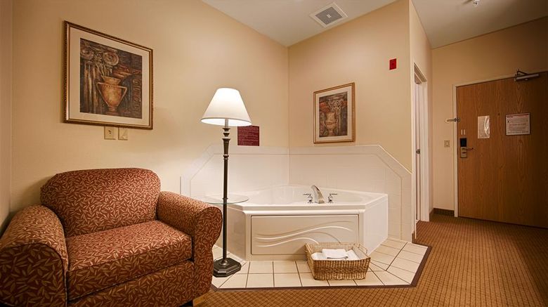 <b>Best Western Wapakoneta Inn Suite</b>. Images powered by <a href="https://iceportal.shijigroup.com/" title="IcePortal" target="_blank">IcePortal</a>.