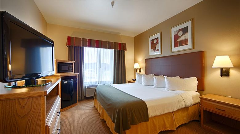 <b>Best Western Wapakoneta Inn Room</b>. Images powered by <a href="https://iceportal.shijigroup.com/" title="IcePortal" target="_blank">IcePortal</a>.