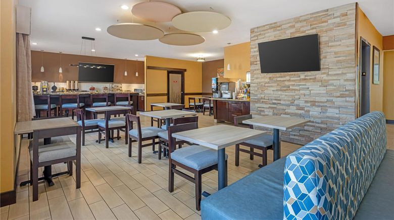 <b>Best Western Plus Whitewater Inn Restaurant</b>. Images powered by <a href="https://iceportal.shijigroup.com/" title="IcePortal" target="_blank">IcePortal</a>.