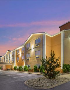 Best Western Plus Whitewater Inn