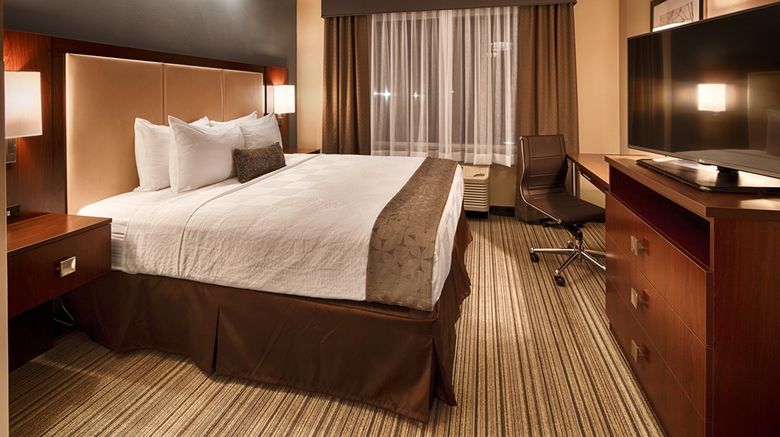 <b>Best Western Plus Boardman Inn & Suites Room</b>. Images powered by <a href="https://iceportal.shijigroup.com/" title="IcePortal" target="_blank">IcePortal</a>.