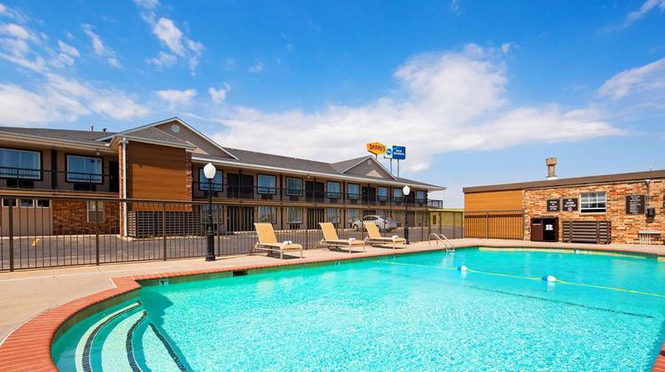 Best Western El Reno Pool