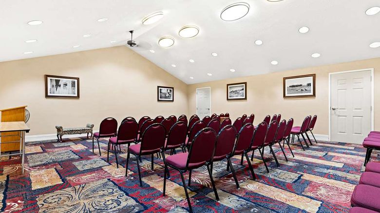 <b>Best Western Okmulgee Meeting</b>. Images powered by <a href="https://iceportal.shijigroup.com/" title="IcePortal" target="_blank">IcePortal</a>.
