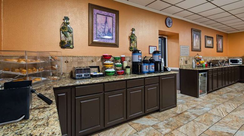 <b>Best Western - Airport Restaurant</b>. Images powered by <a href="https://iceportal.shijigroup.com/" title="IcePortal" target="_blank">IcePortal</a>.
