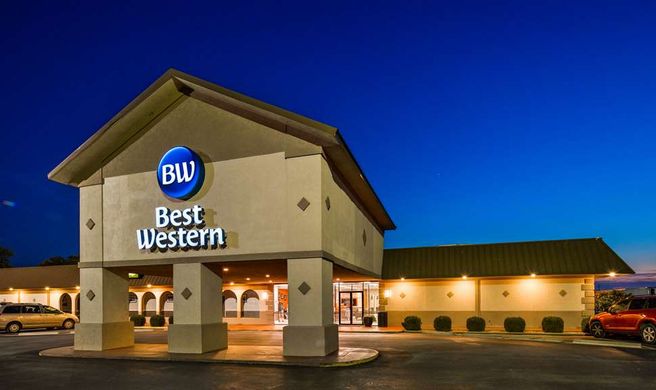Best Western - Airport Exterior