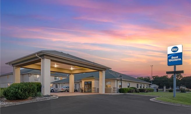 Best Western TimberRidge Inn Exterior