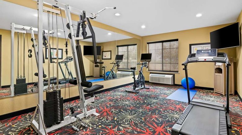 <b>Best Western Kenosha Inn Health</b>. Images powered by <a href="https://iceportal.shijigroup.com/" title="IcePortal" target="_blank">IcePortal</a>.