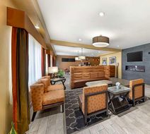 Best Western Greentree Inn & Suites Lobby