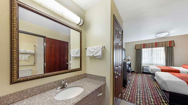<b>Best Western Greentree Inn & Suites Suite</b>. Images powered by <a href="https://iceportal.shijigroup.com/" title="IcePortal" target="_blank">IcePortal</a>.