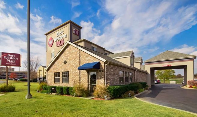 Best Western Plus Tulsa Inn & Suites Exterior