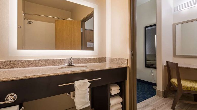 <b>Best Western Plus Tulsa Inn & Suites Room</b>. Images powered by <a href="https://iceportal.shijigroup.com/" title="IcePortal" target="_blank">IcePortal</a>.