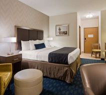 Best Western Plus Tulsa Inn & Suites Room