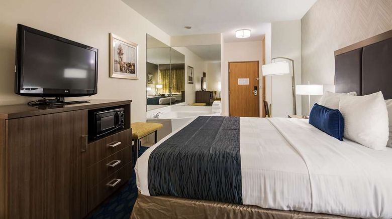 <b>Best Western Plus Tulsa Inn & Suites Suite</b>. Images powered by <a href="https://iceportal.shijigroup.com/" title="IcePortal" target="_blank">IcePortal</a>.