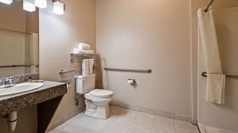 <b>Best Western Plus Memorial Inn & Suites Room</b>. Images powered by <a href="https://iceportal.shijigroup.com/" title="IcePortal" target="_blank">IcePortal</a>.