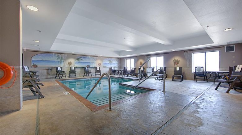 <b>Best Western Plus Memorial Inn & Suites Pool</b>. Images powered by <a href="https://iceportal.shijigroup.com/" title="IcePortal" target="_blank">IcePortal</a>.