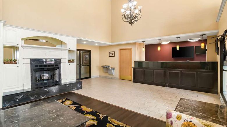 <b>Best Western Stateline Lodge Lobby</b>. Images powered by <a href="https://iceportal.shijigroup.com/" title="IcePortal" target="_blank">IcePortal</a>.