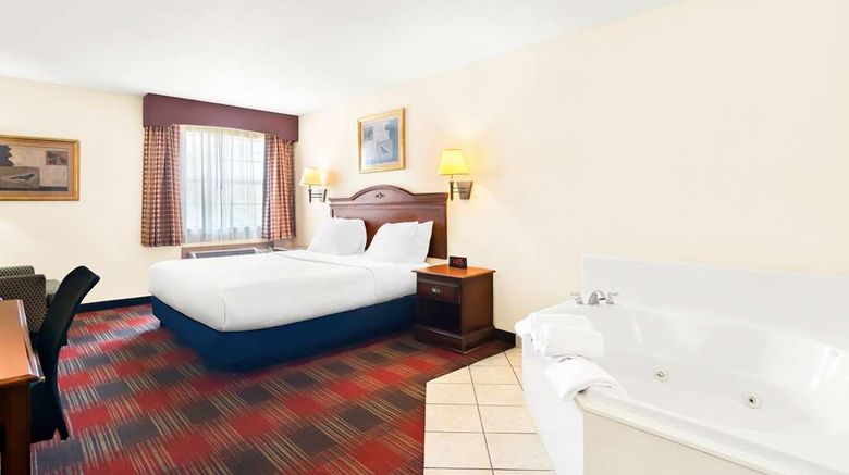 <b>Best Western Stateline Lodge Suite</b>. Images powered by <a href="https://iceportal.shijigroup.com/" title="IcePortal" target="_blank">IcePortal</a>.