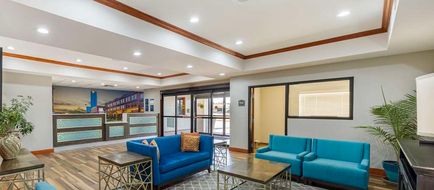 Best Western Plus Midwest City Inn Suite Lobby